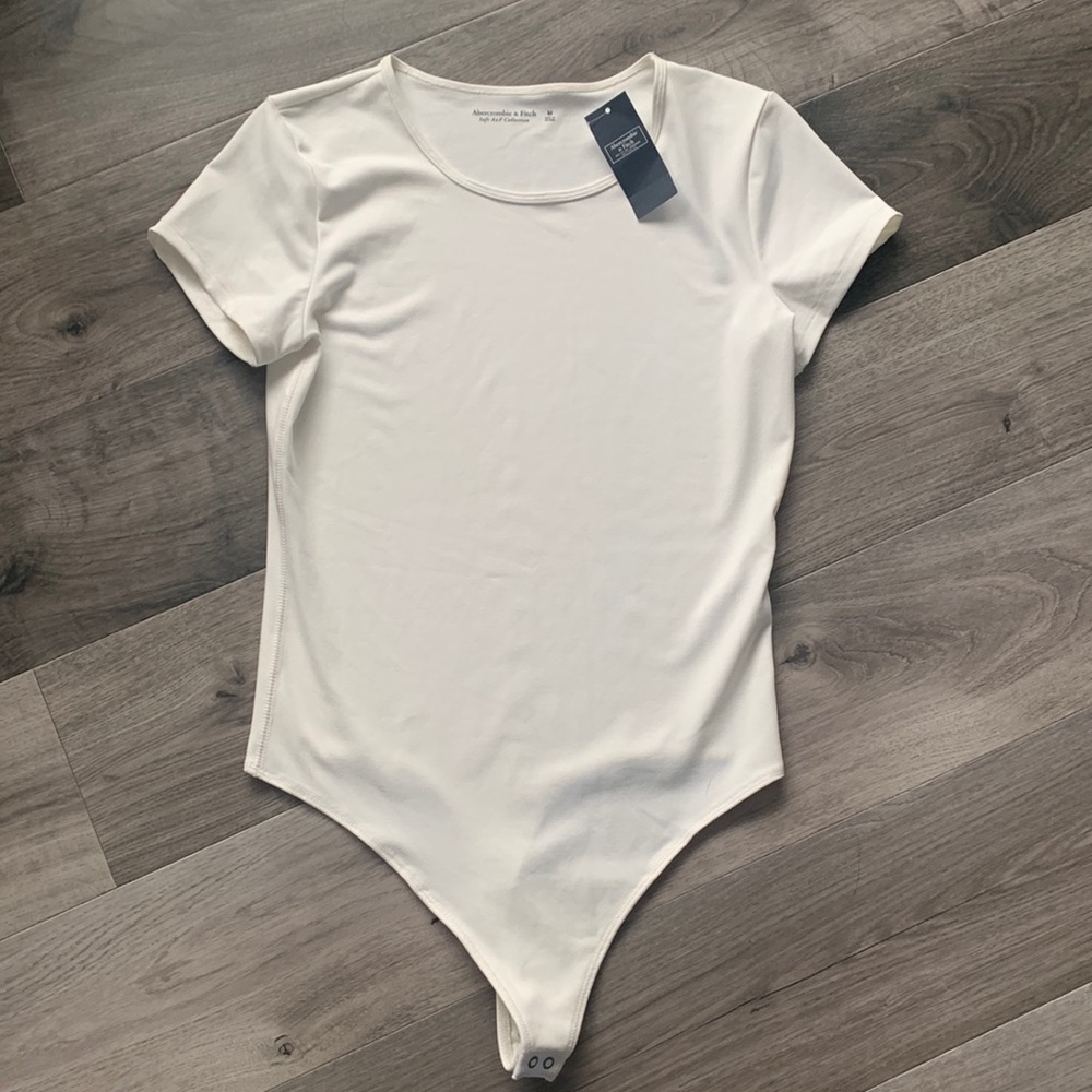 NWT Abercrombie & Fitch Crew Neck Bodysuit